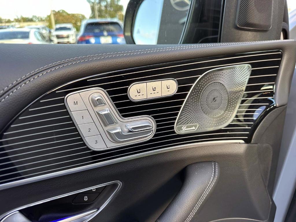 new 2026 Mercedes-Benz GLS 580 car, priced at $125,380