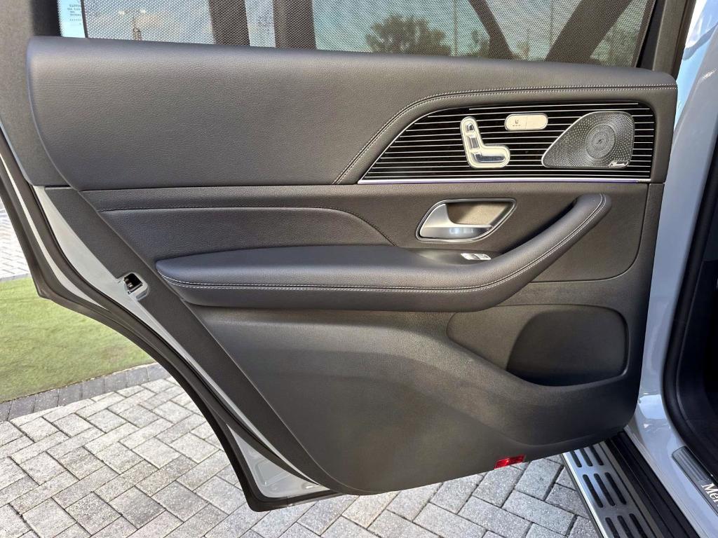 new 2026 Mercedes-Benz GLS 580 car, priced at $125,380