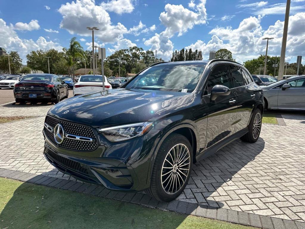 new 2024 Mercedes-Benz GLC 300 car, priced at $58,955