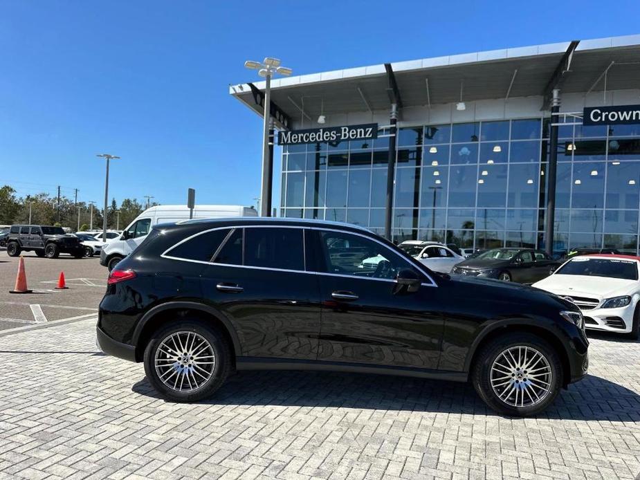 new 2025 Mercedes-Benz GLC 300 car, priced at $56,035