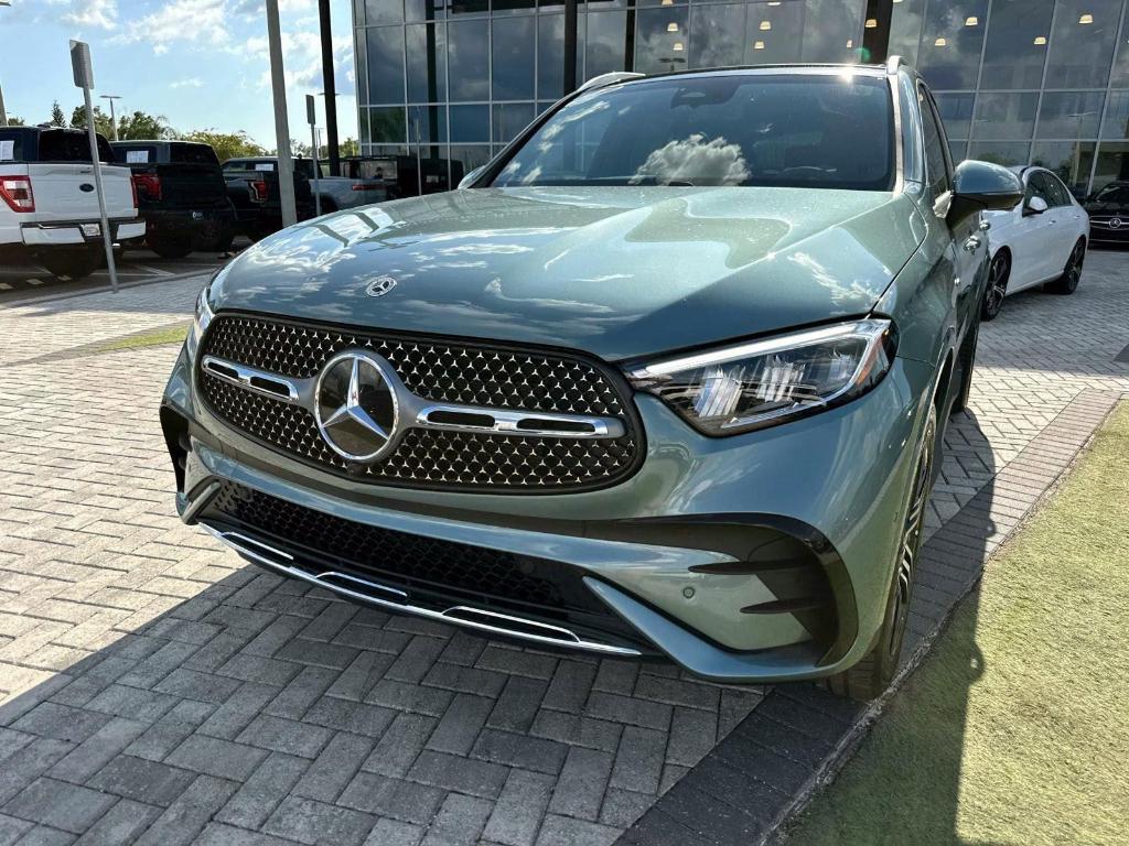 new 2025 Mercedes-Benz GLC 350e car, priced at $70,260