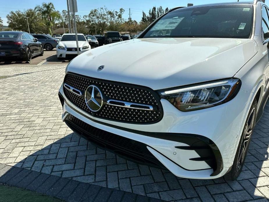 new 2024 Mercedes-Benz GLC 300 car, priced at $60,085