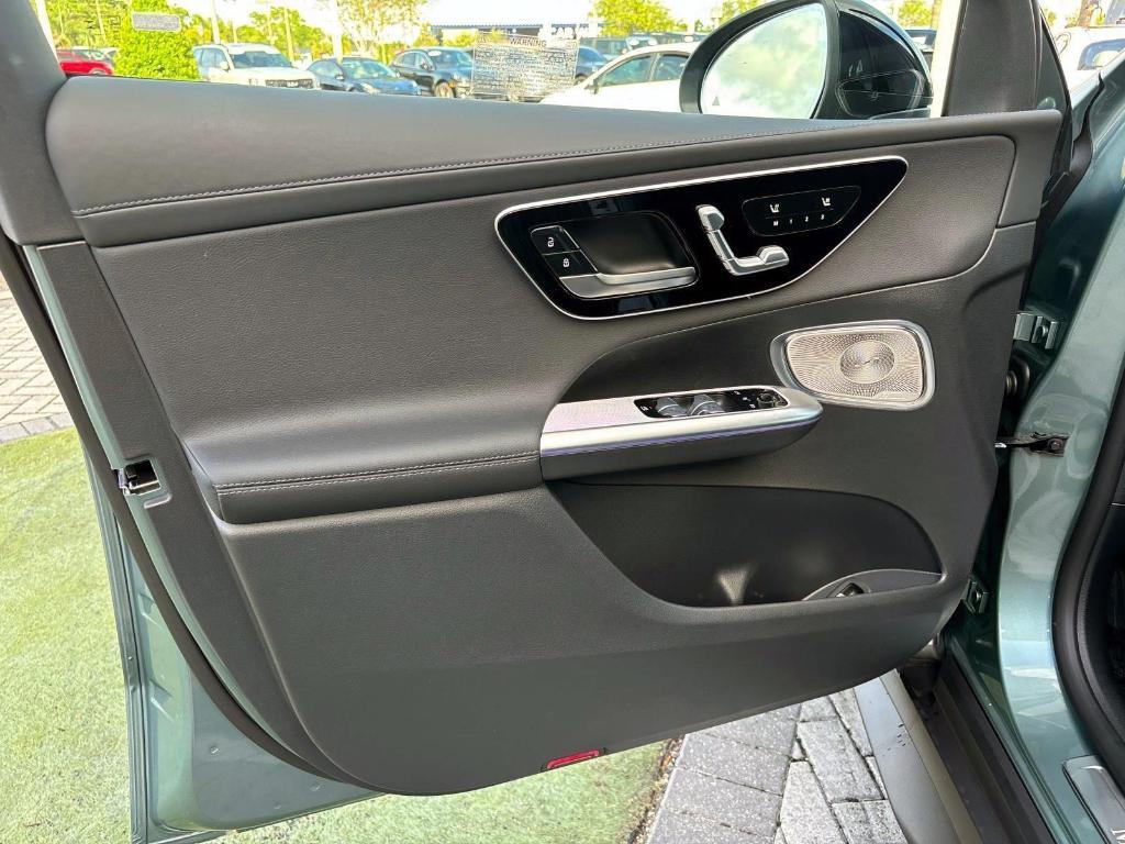 new 2025 Mercedes-Benz GLC 300 car, priced at $58,635