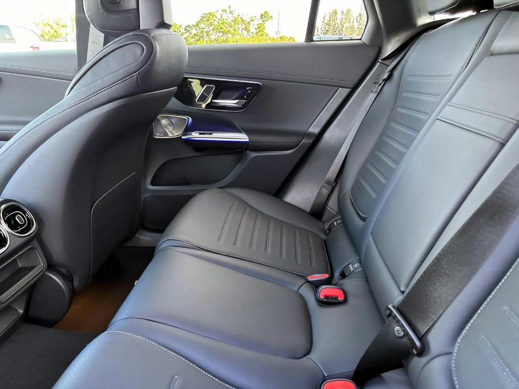 new 2025 Mercedes-Benz GLC 300 car, priced at $58,635