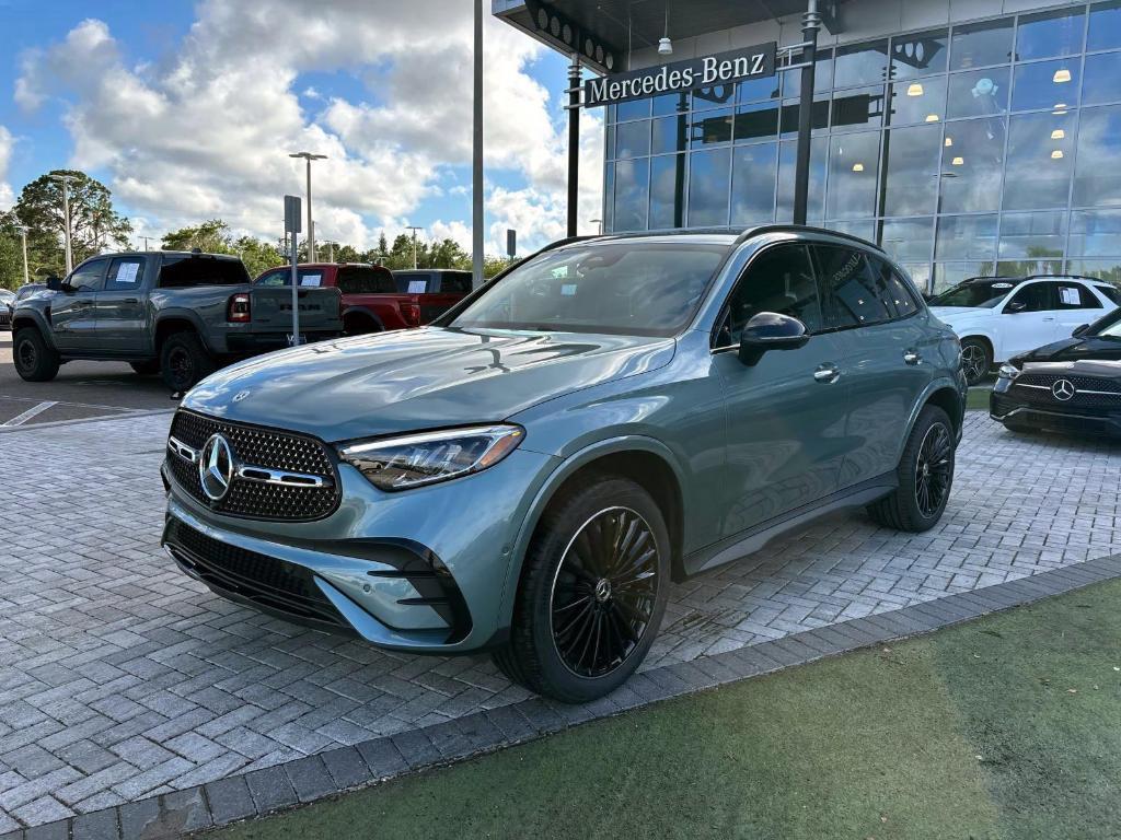 new 2025 Mercedes-Benz GLC 300 car, priced at $58,635