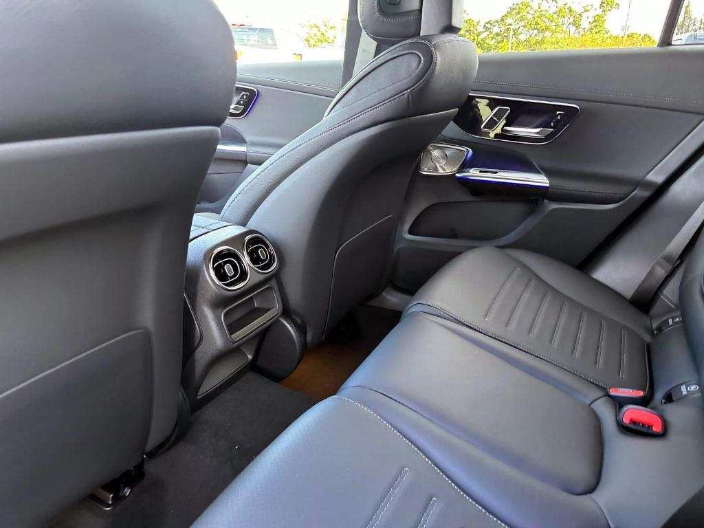 new 2025 Mercedes-Benz GLC 300 car, priced at $58,635