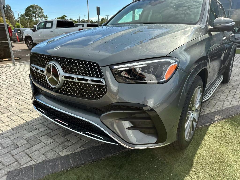 new 2026 Mercedes-Benz GLE 450 car, priced at $82,055