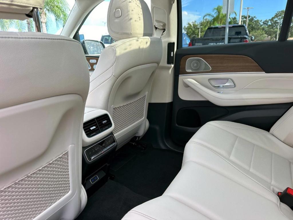 new 2026 Mercedes-Benz GLE 450 car, priced at $82,055