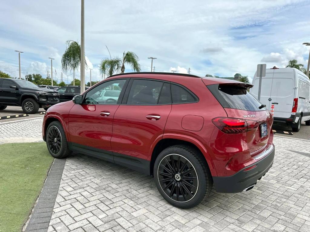 new 2025 Mercedes-Benz GLA 250 car, priced at $53,180