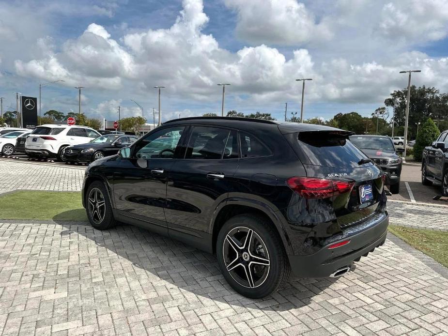 new 2025 Mercedes-Benz GLA 250 car, priced at $53,670