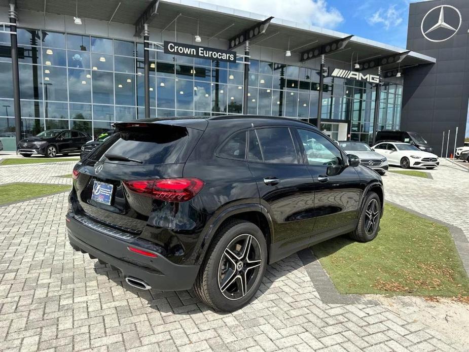 new 2025 Mercedes-Benz GLA 250 car, priced at $53,670