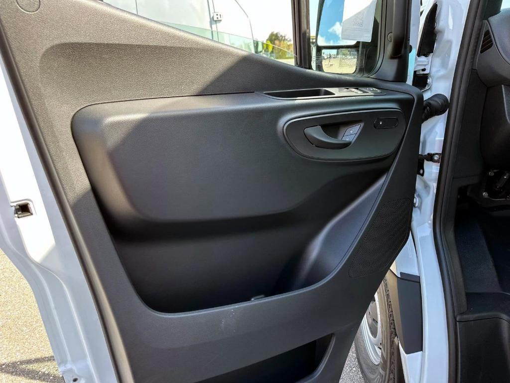 new 2025 Mercedes-Benz Sprinter 2500 car, priced at $69,347