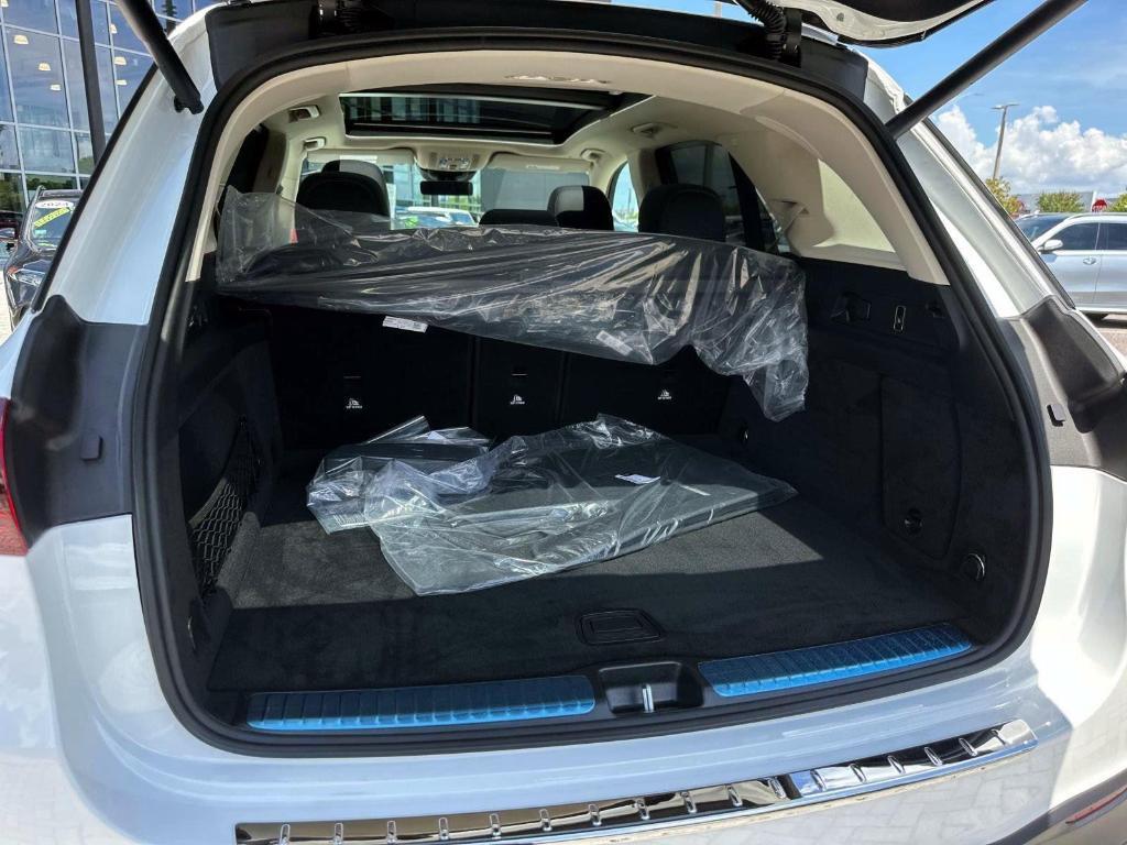 new 2026 Mercedes-Benz AMG GLE 53 car, priced at $103,935