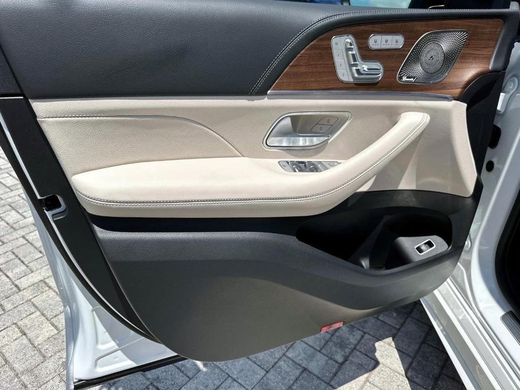 new 2026 Mercedes-Benz AMG GLE 53 car, priced at $103,935
