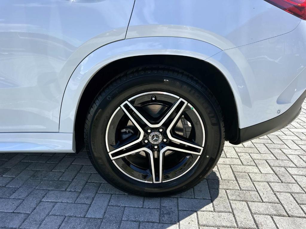 new 2026 Mercedes-Benz GLE 450 car, priced at $87,480