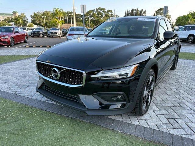 used 2020 Volvo V60 Cross Country car, priced at $31,988