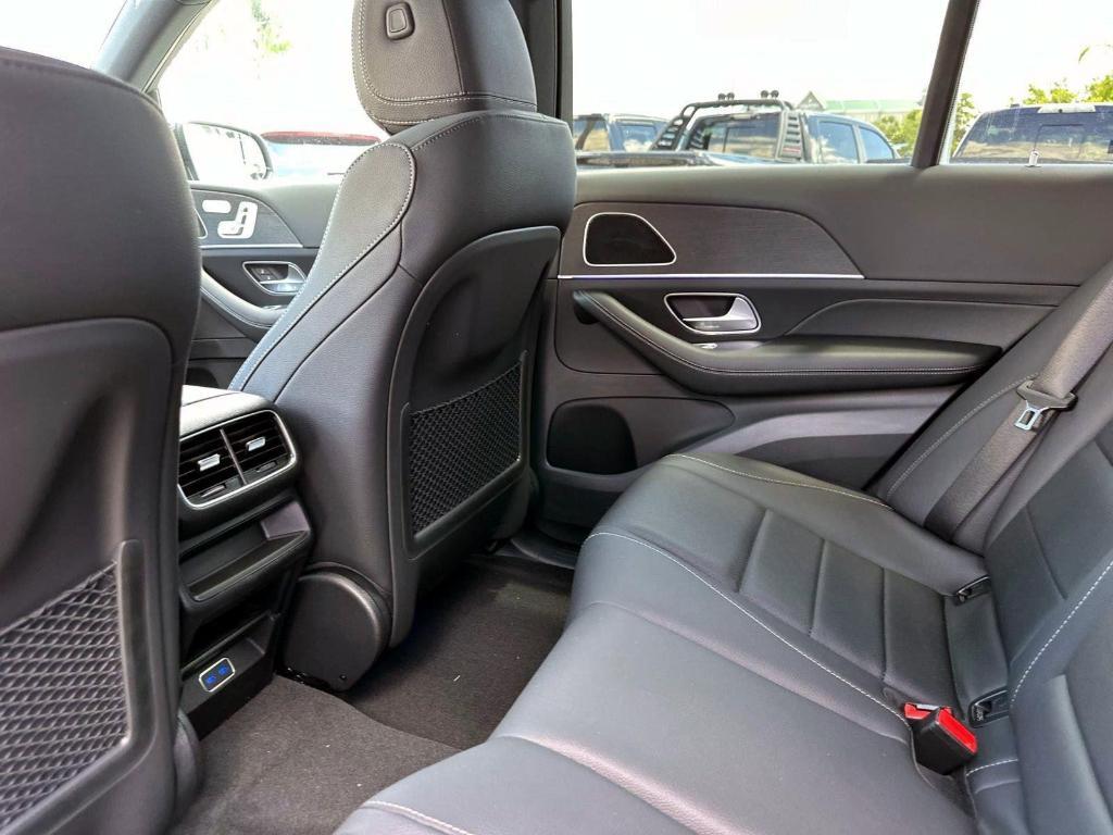 new 2025 Mercedes-Benz GLE 350 car, priced at $66,915