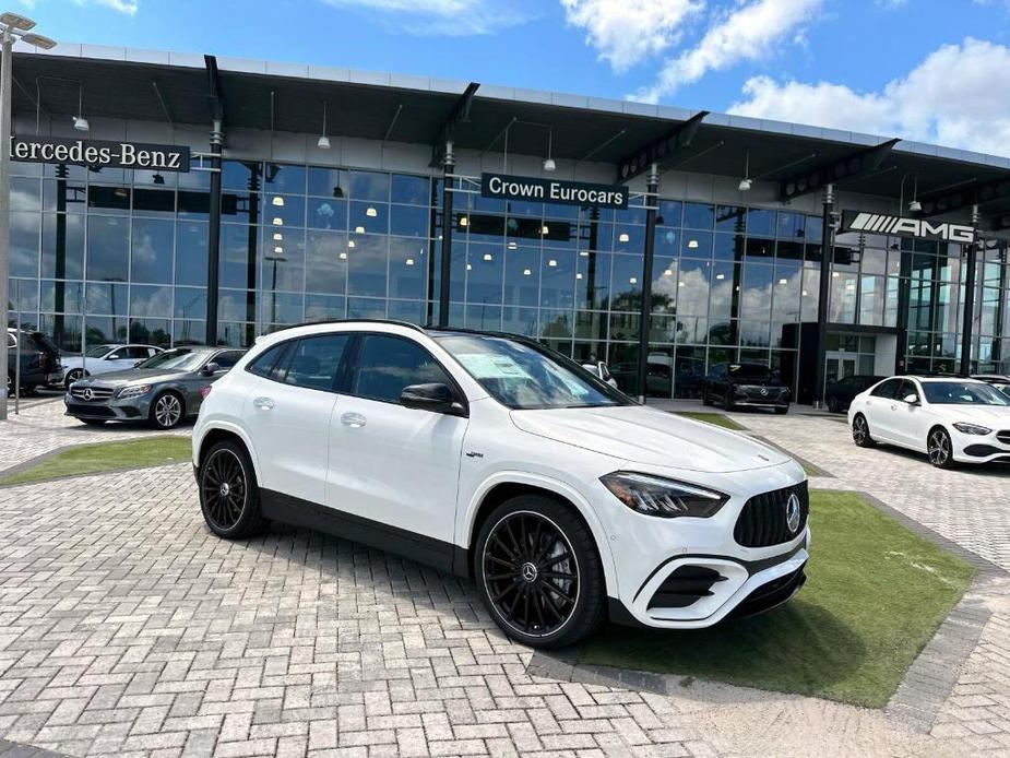 new 2025 Mercedes-Benz AMG GLA 35 car, priced at $62,800