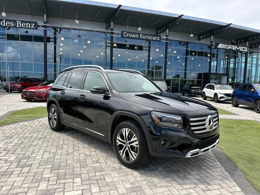 new 2025 Mercedes-Benz GLB 250 car, priced at $49,135