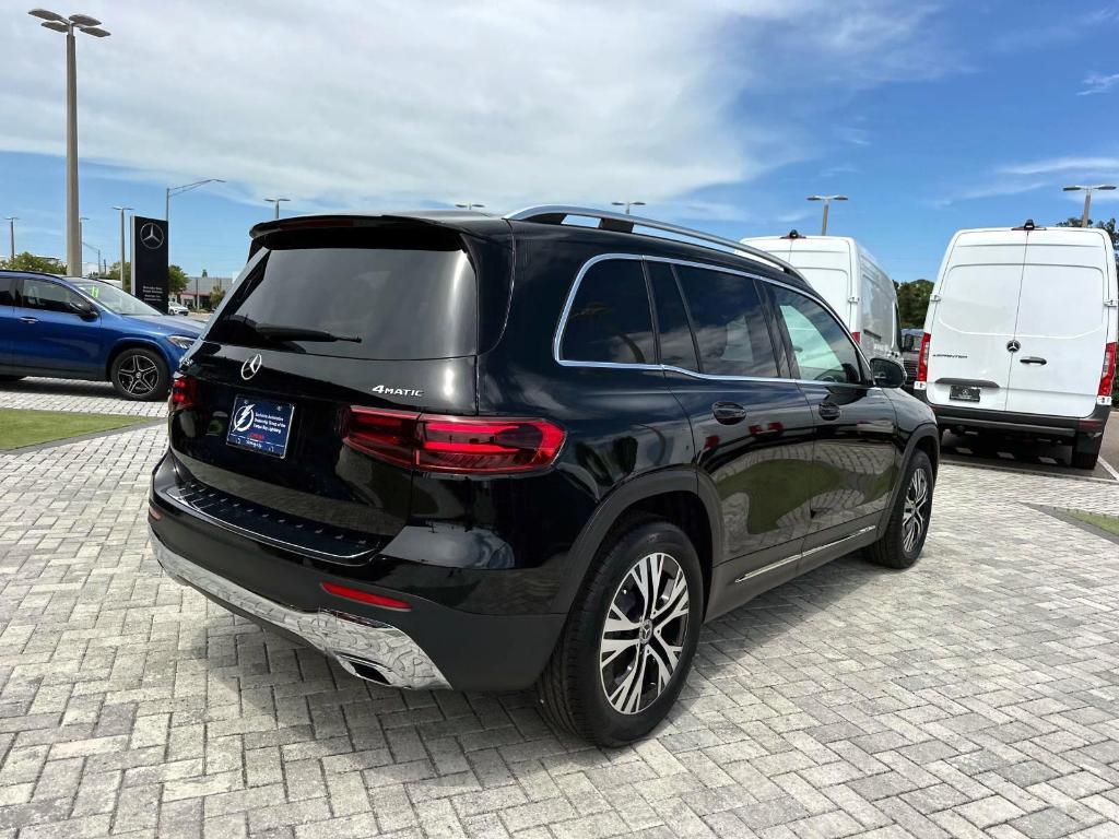 new 2025 Mercedes-Benz GLB 250 car, priced at $49,135