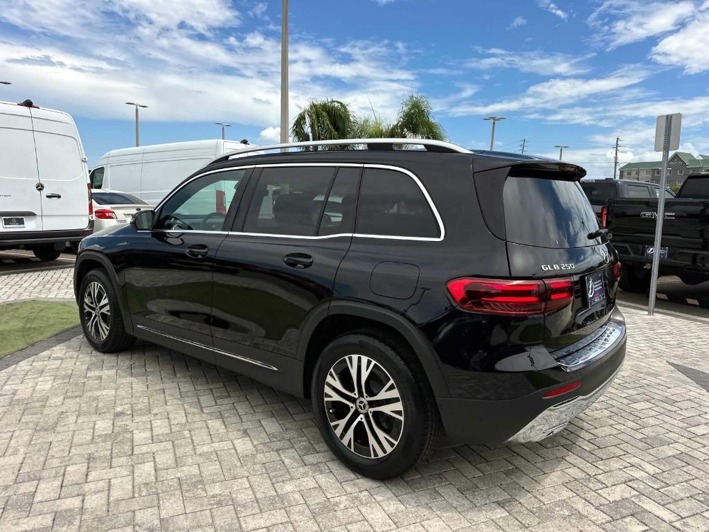 new 2025 Mercedes-Benz GLB 250 car, priced at $49,135