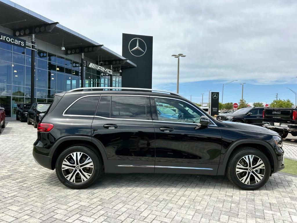 new 2025 Mercedes-Benz GLB 250 car, priced at $49,135