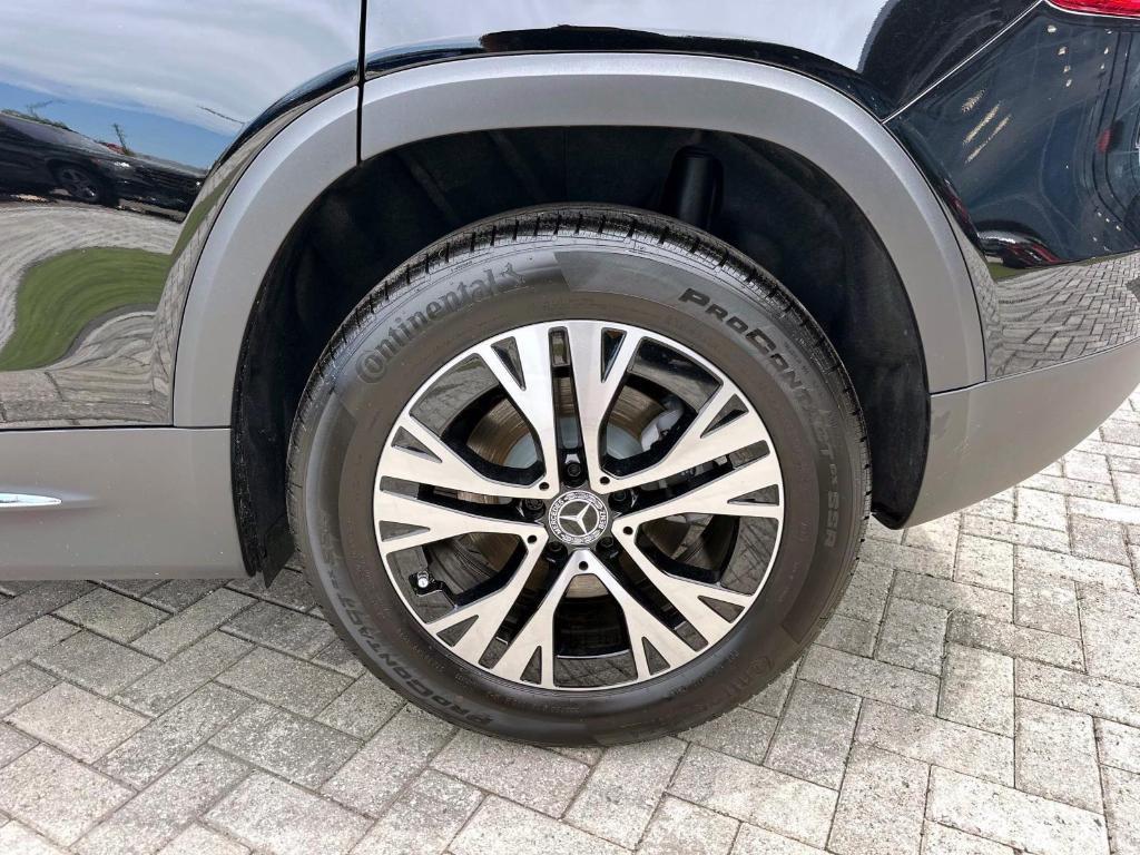 new 2025 Mercedes-Benz GLB 250 car, priced at $49,135