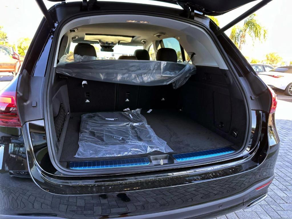 new 2025 Mercedes-Benz GLE 450 car, priced at $79,235