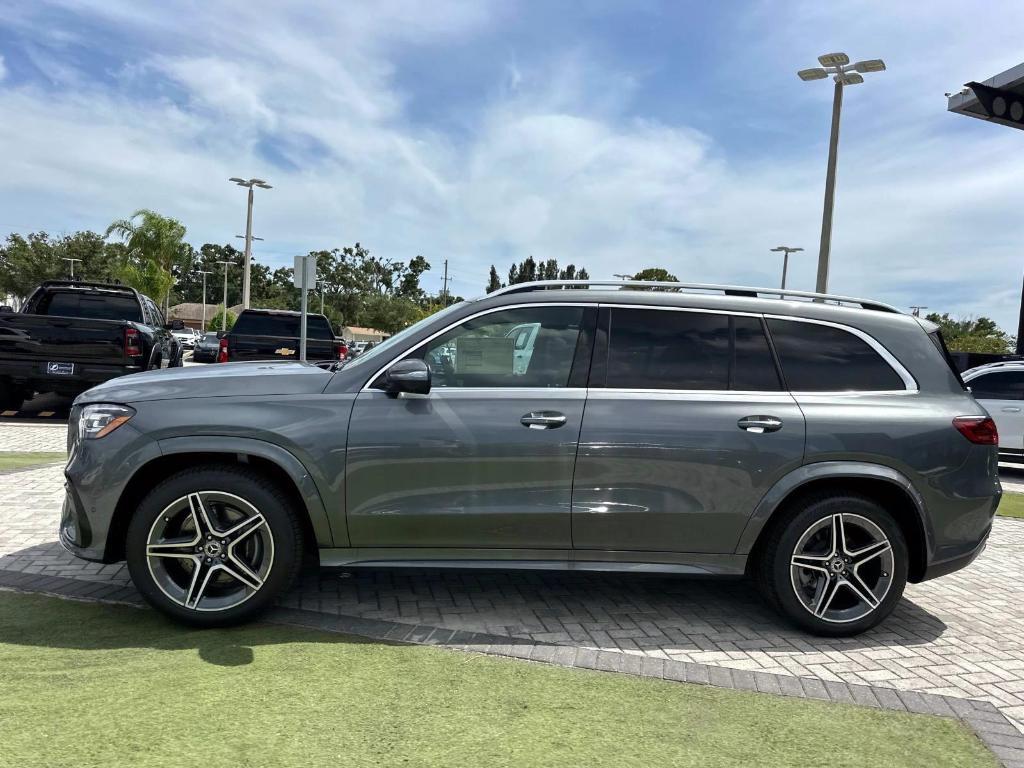 new 2025 Mercedes-Benz GLS 450 car, priced at $94,185