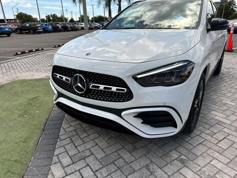 new 2025 Mercedes-Benz GLA 250 car, priced at $50,280