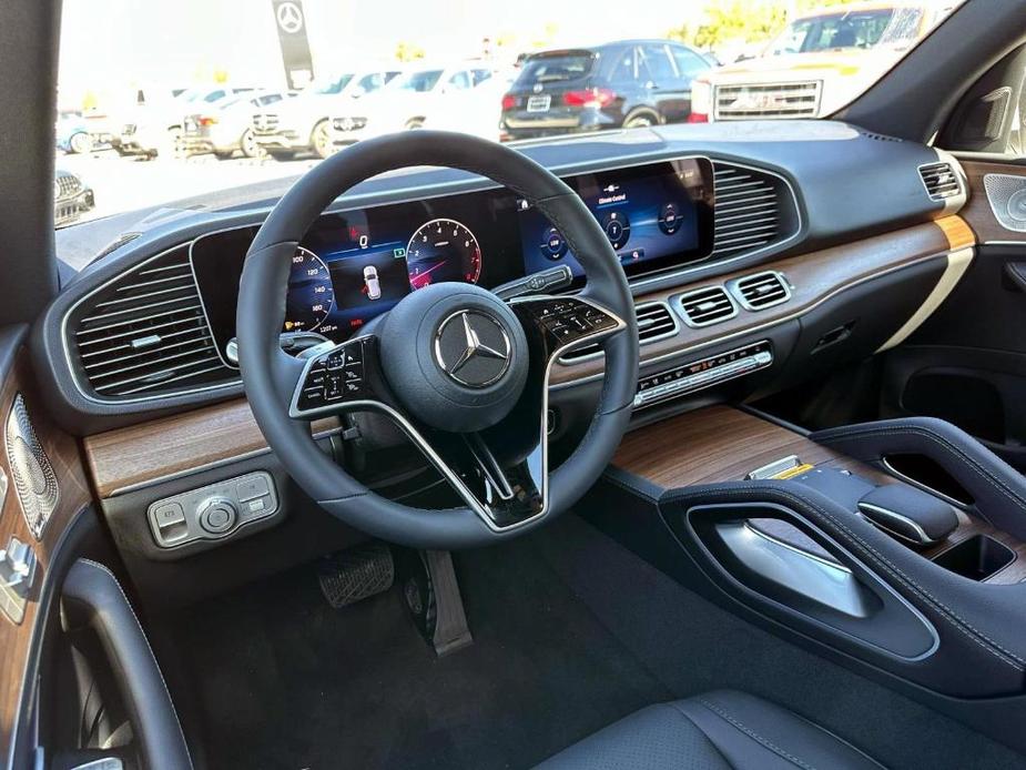 new 2025 Mercedes-Benz GLE 350 car, priced at $70,515