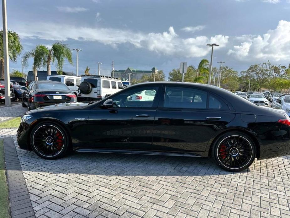 new 2025 Mercedes-Benz AMG S 63 E car, priced at $203,060