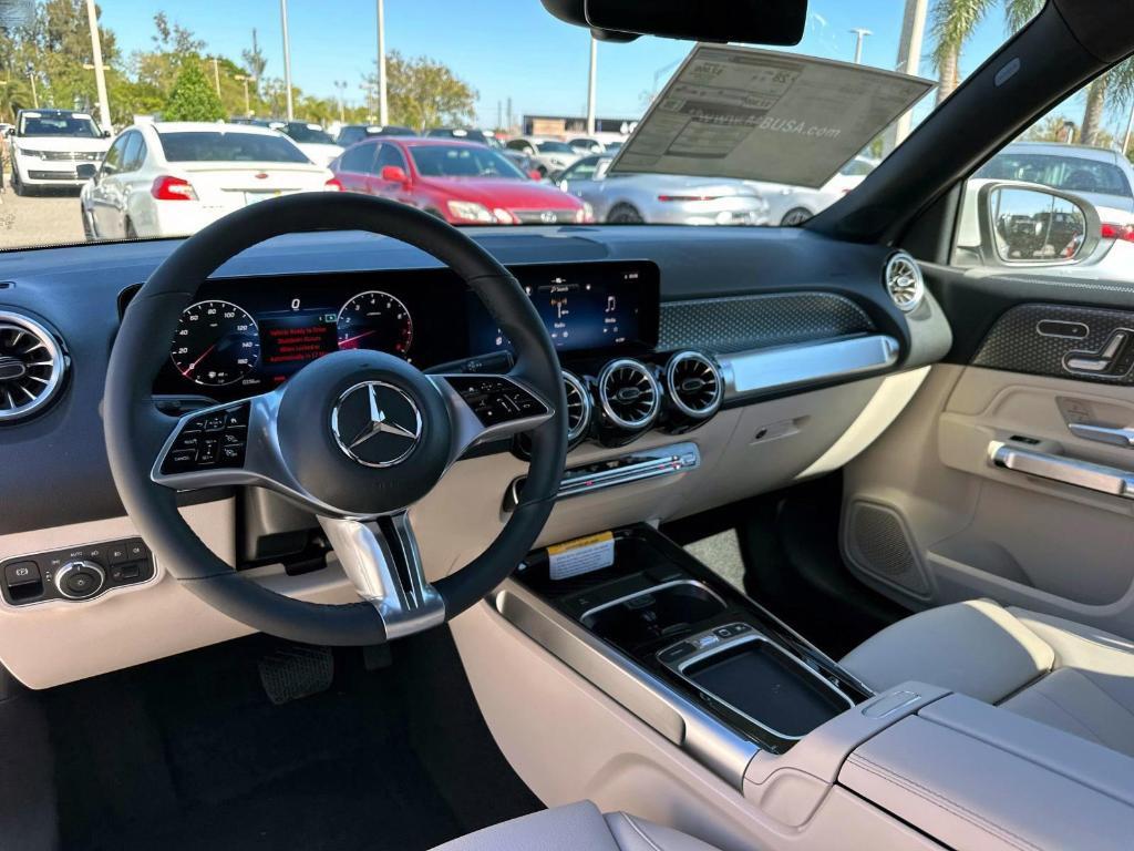 new 2025 Mercedes-Benz GLB 250 car, priced at $47,145