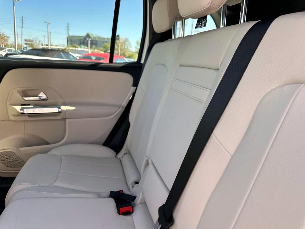 new 2025 Mercedes-Benz GLB 250 car, priced at $47,145