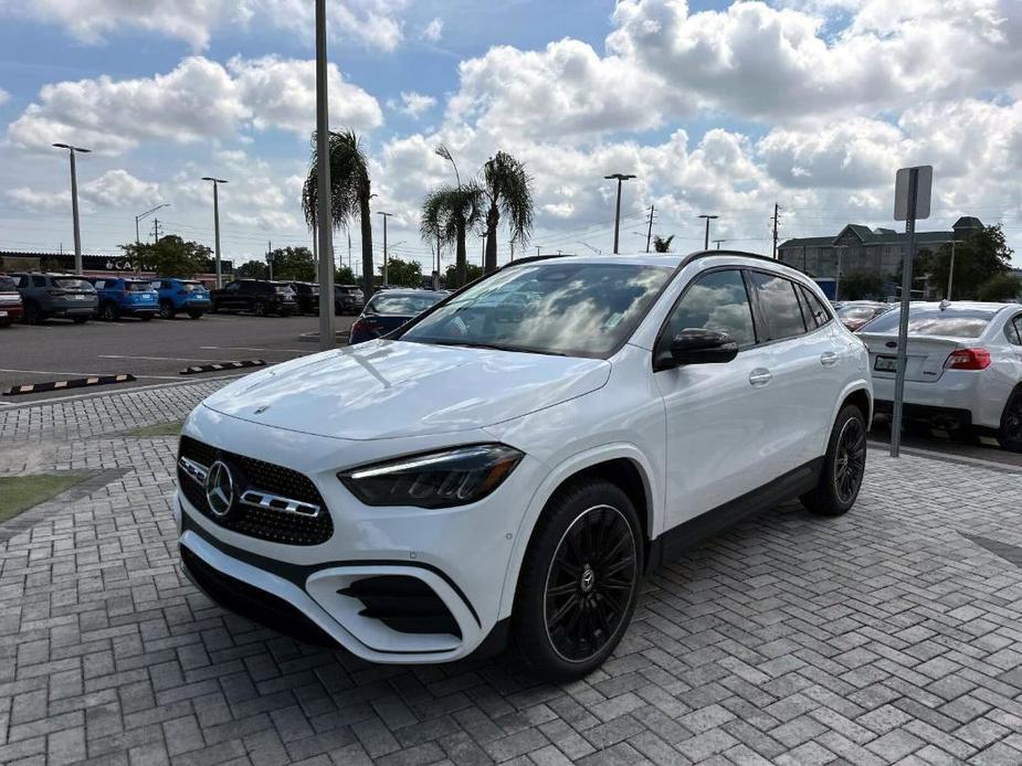 new 2025 Mercedes-Benz GLA 250 car, priced at $51,430