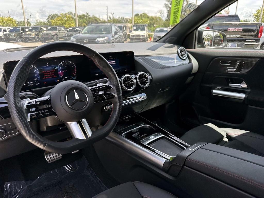 used 2025 Mercedes-Benz GLA 250 car, priced at $37,850