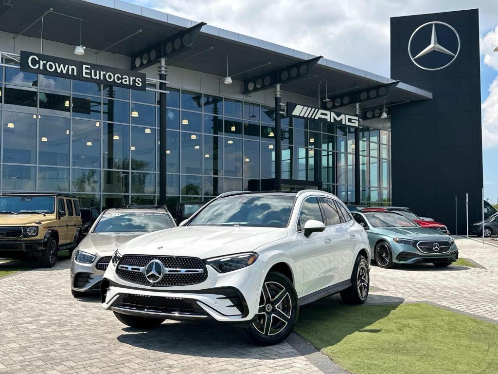 new 2026 Mercedes-Benz GLC 350e car, priced at $71,385