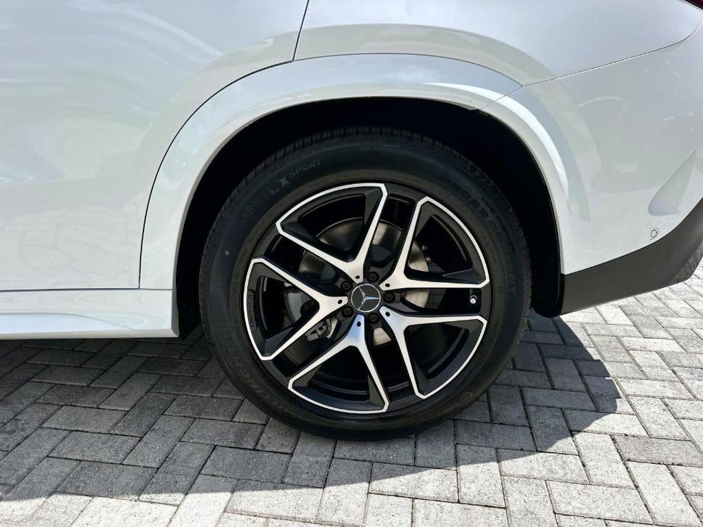 new 2026 Mercedes-Benz AMG GLE 53 car, priced at $95,045