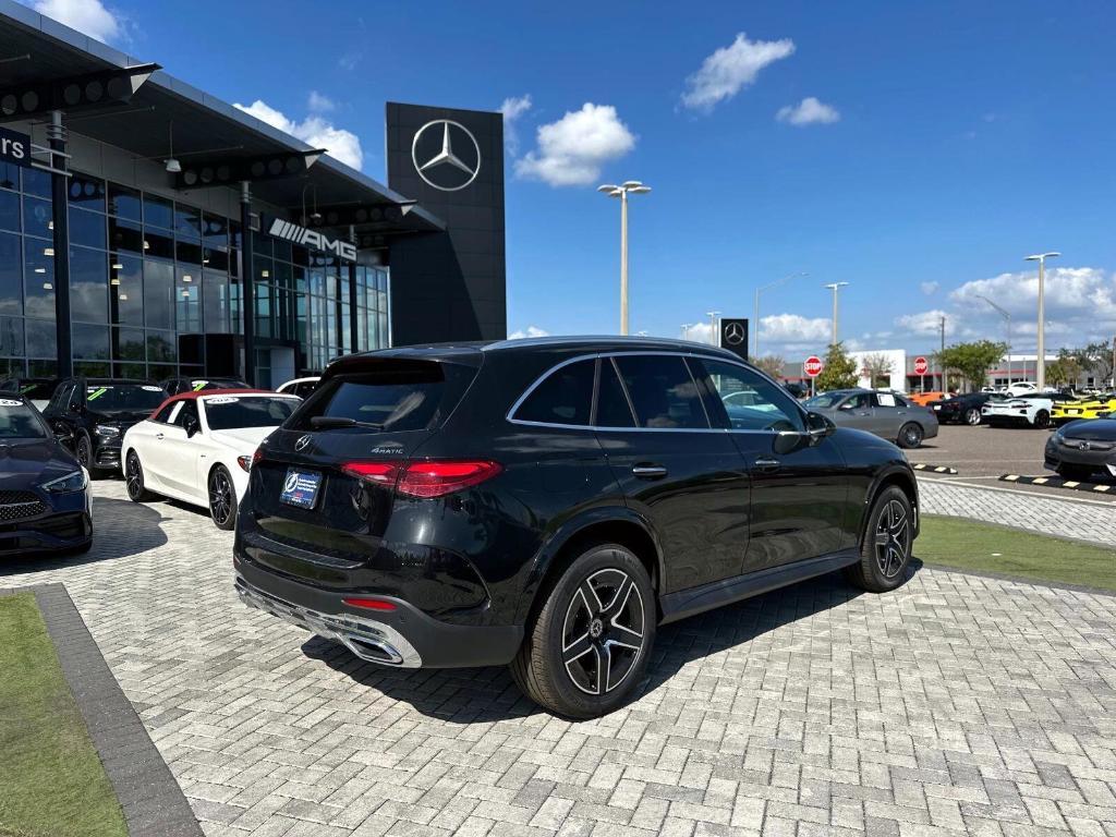 new 2024 Mercedes-Benz GLC 300 car, priced at $59,215