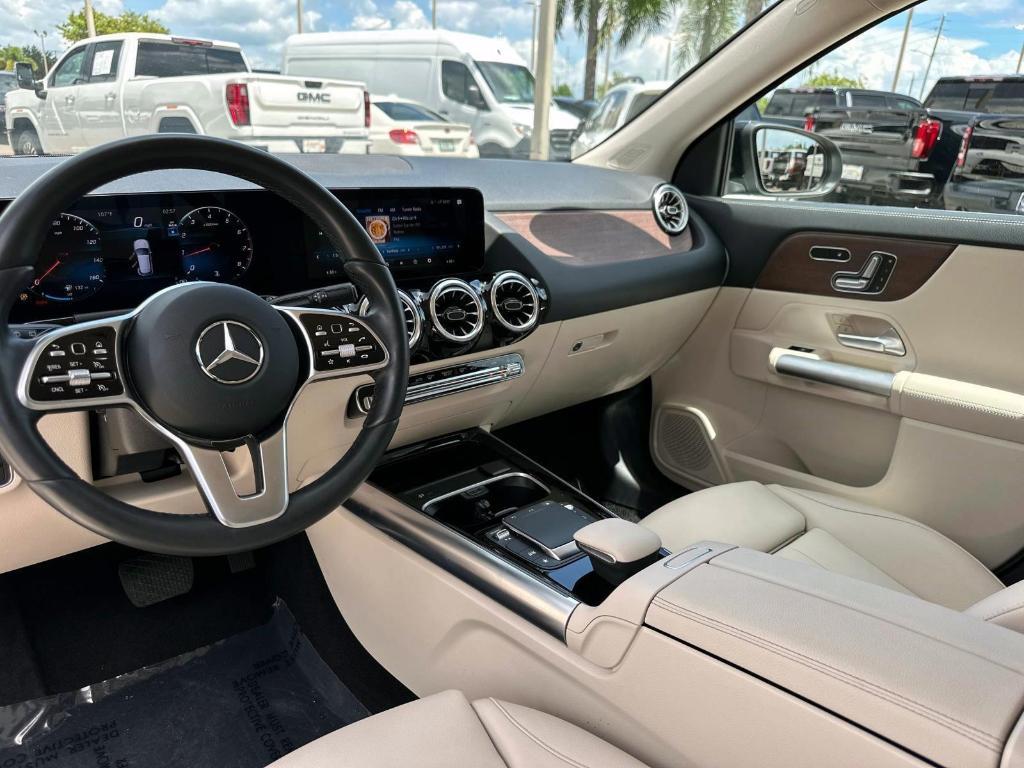 used 2023 Mercedes-Benz GLA 250 car, priced at $32,950