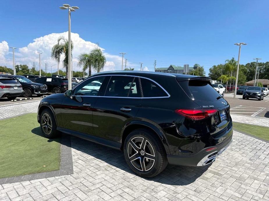 new 2024 Mercedes-Benz GLC 300 car, priced at $60,605