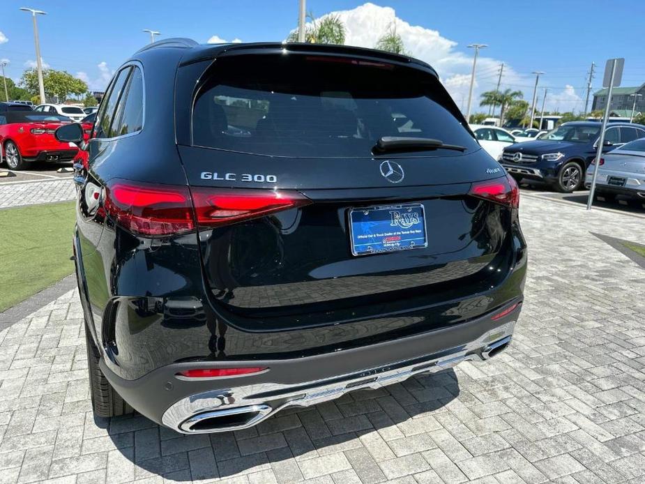 new 2024 Mercedes-Benz GLC 300 car, priced at $60,605