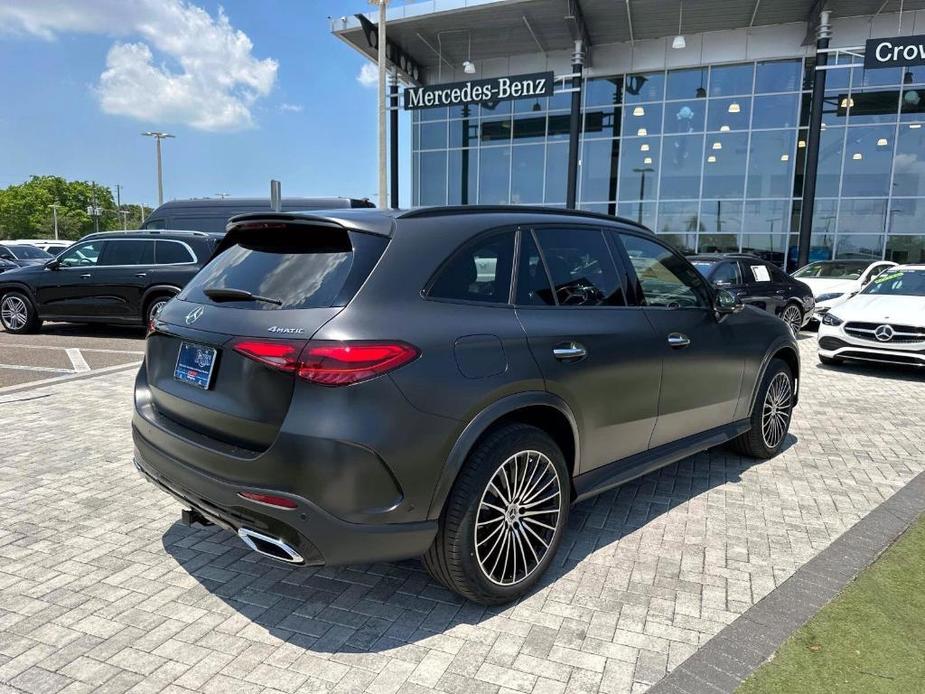 new 2024 Mercedes-Benz GLC 300 car, priced at $67,275