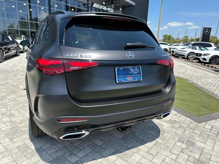 new 2024 Mercedes-Benz GLC 300 car, priced at $67,275