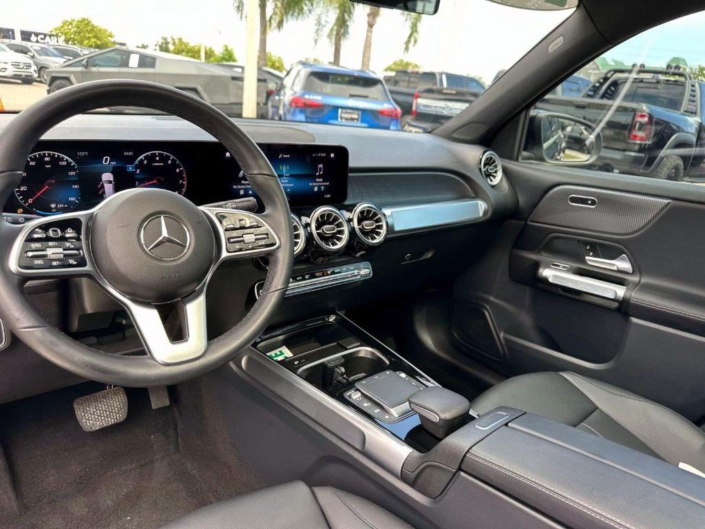 used 2022 Mercedes-Benz GLB 250 car, priced at $31,260