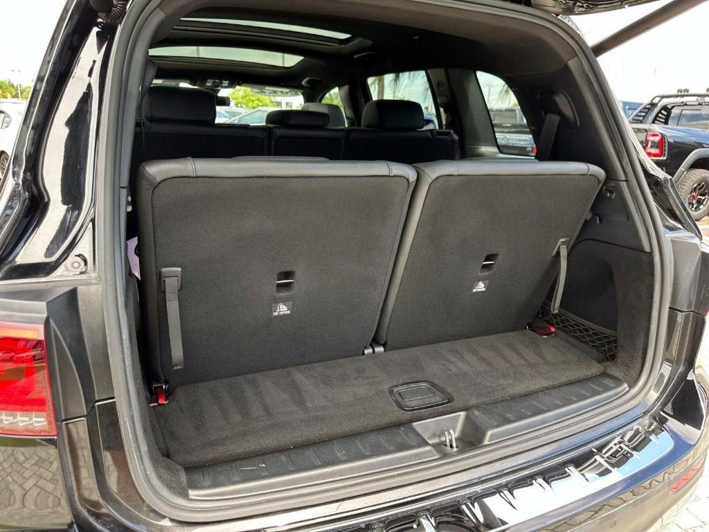 used 2022 Mercedes-Benz GLB 250 car, priced at $31,260