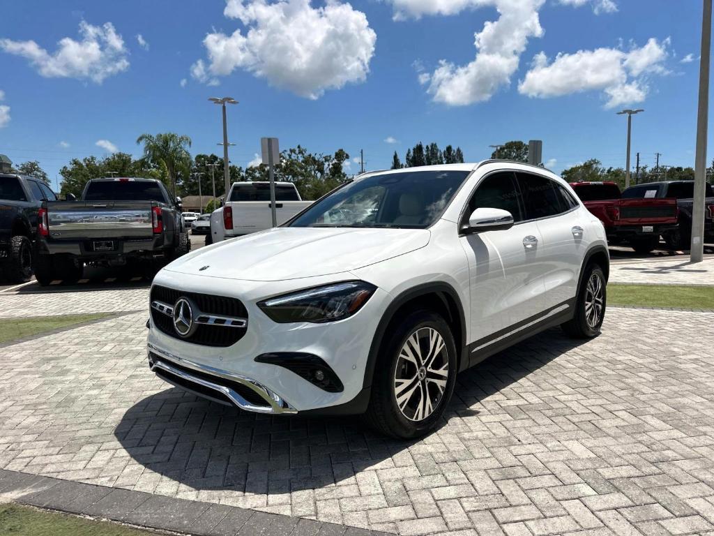 new 2025 Mercedes-Benz GLA 250 car, priced at $45,845