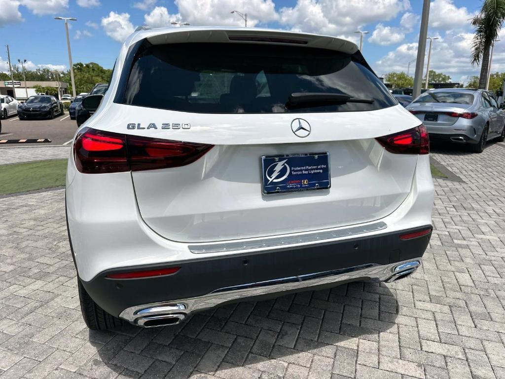 new 2025 Mercedes-Benz GLA 250 car, priced at $45,845