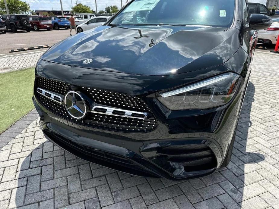 new 2025 Mercedes-Benz GLA 250 car, priced at $51,370