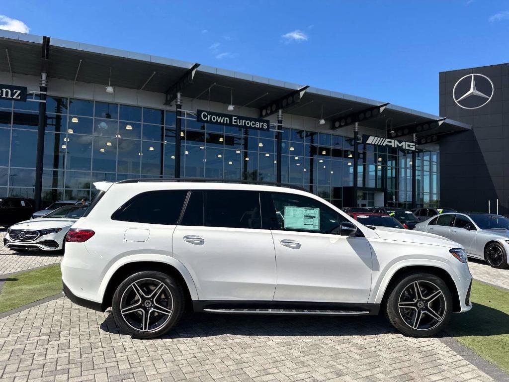 new 2025 Mercedes-Benz GLS 450 car, priced at $97,430